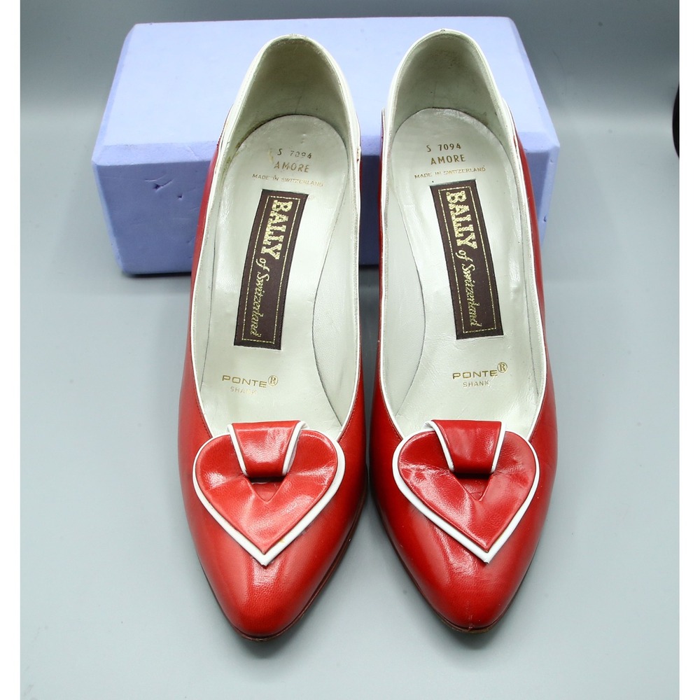 Bally of Switzerland Amore Vintage Red White Heart Leather Pumps Ponte Shank 7M